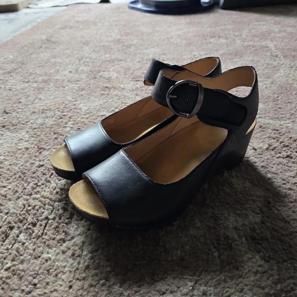 Dansko MARCY Wedge Size 38/7.5 New - Picture 5 of 6